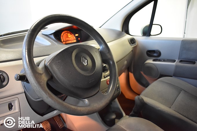 RENAULT Modus 1.2 16V Luxe Privilège